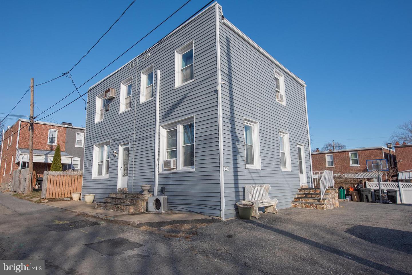 132 Reo Ave Property Photo 3