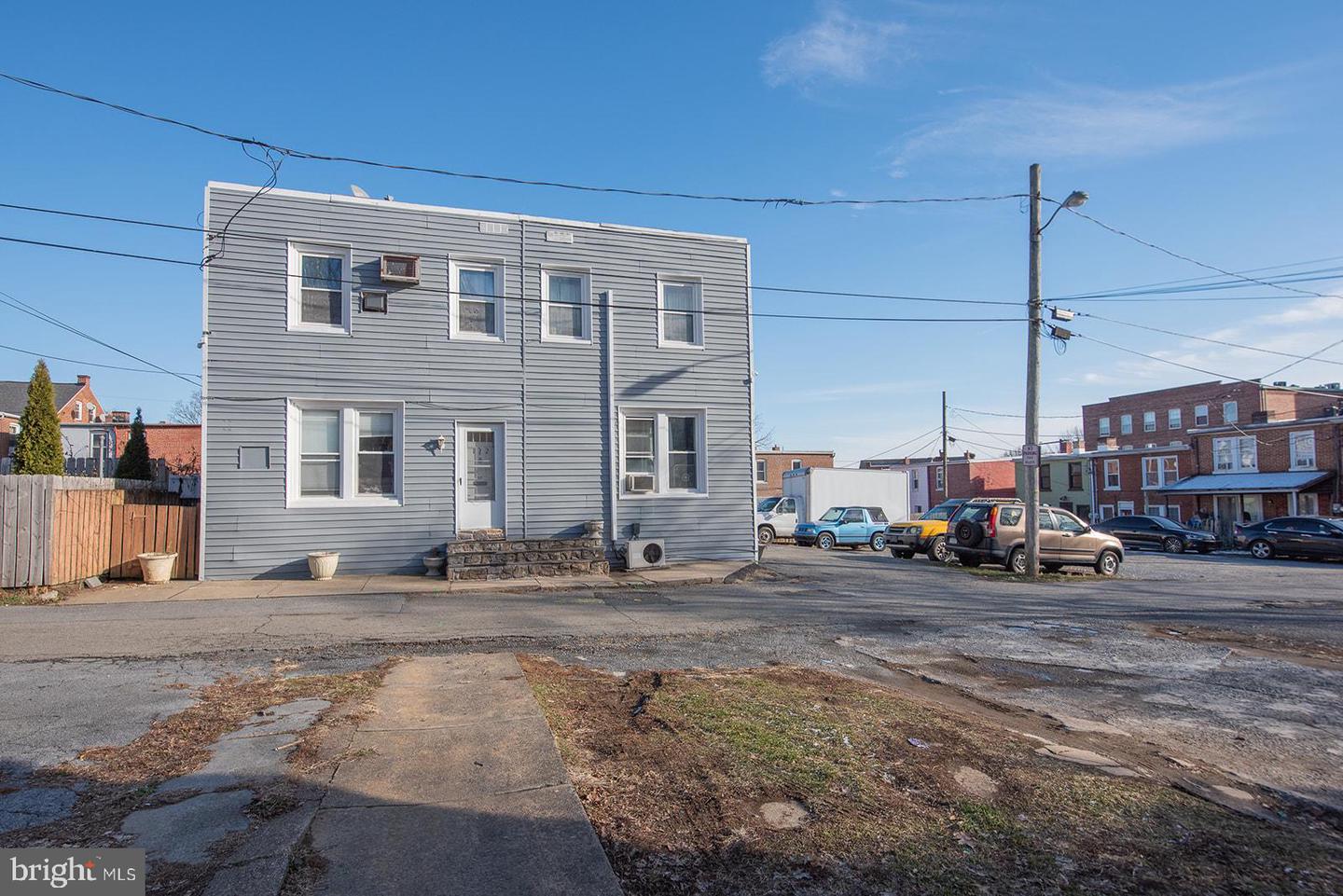 132 Reo Ave Property Photo 4