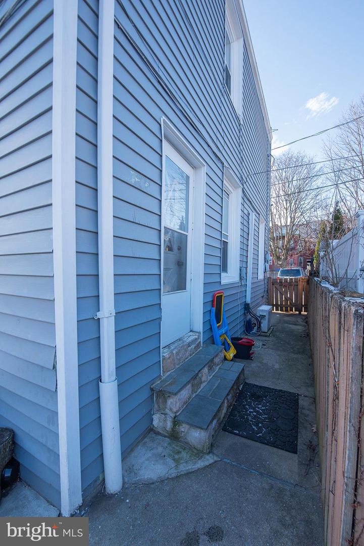 132 Reo Ave Property Photo 31