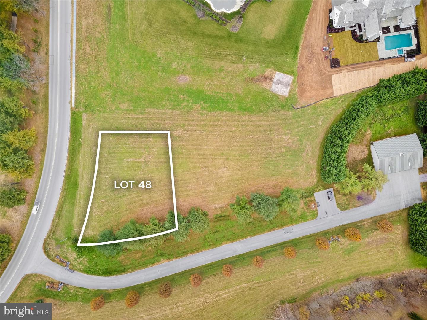 #48 Meadowbreeze Ln Property Photo 2