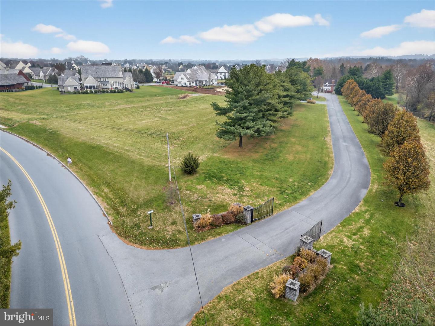 #48 Meadowbreeze Ln Property Photo 7