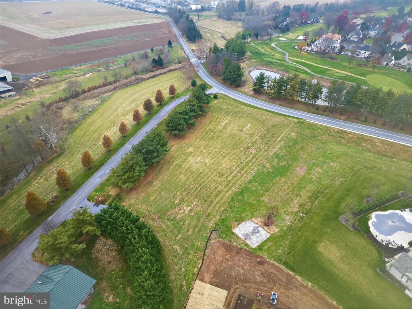 #48 Meadowbreeze Ln Property Photo 9