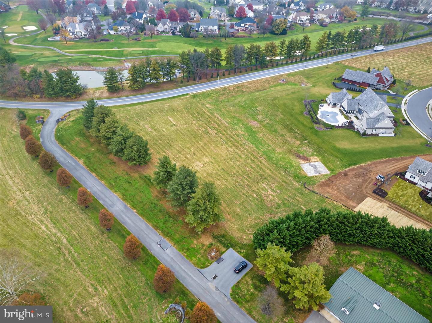#48 Meadowbreeze Ln Property Photo 10