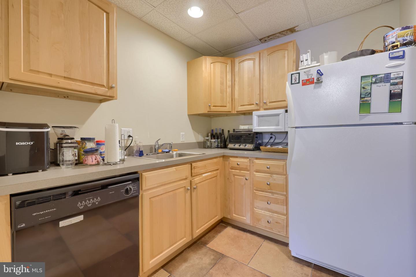 342 E Main St #suite 100 Property Photo 17