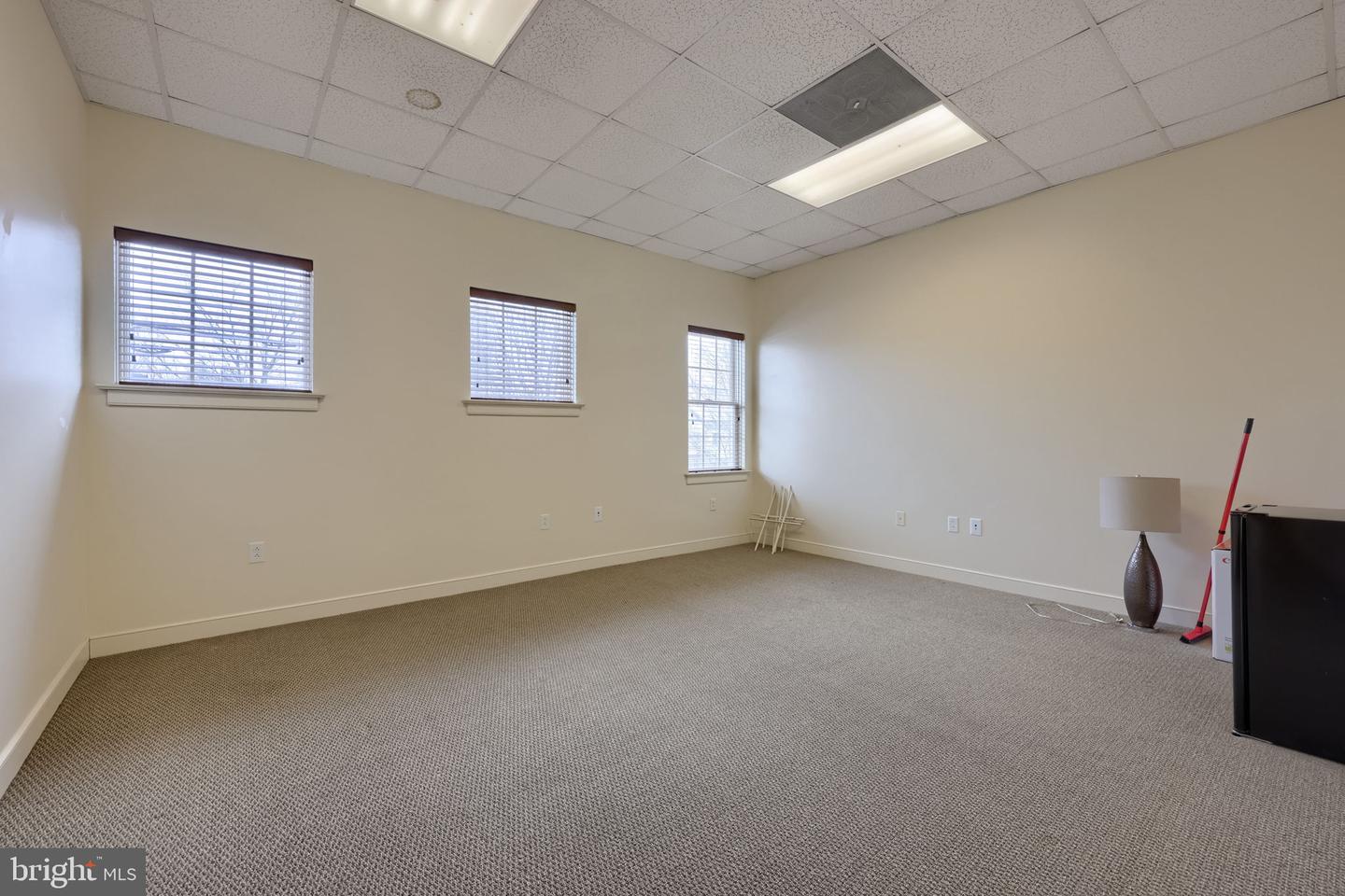 342 E Main St #suite 204 Property Photo 7