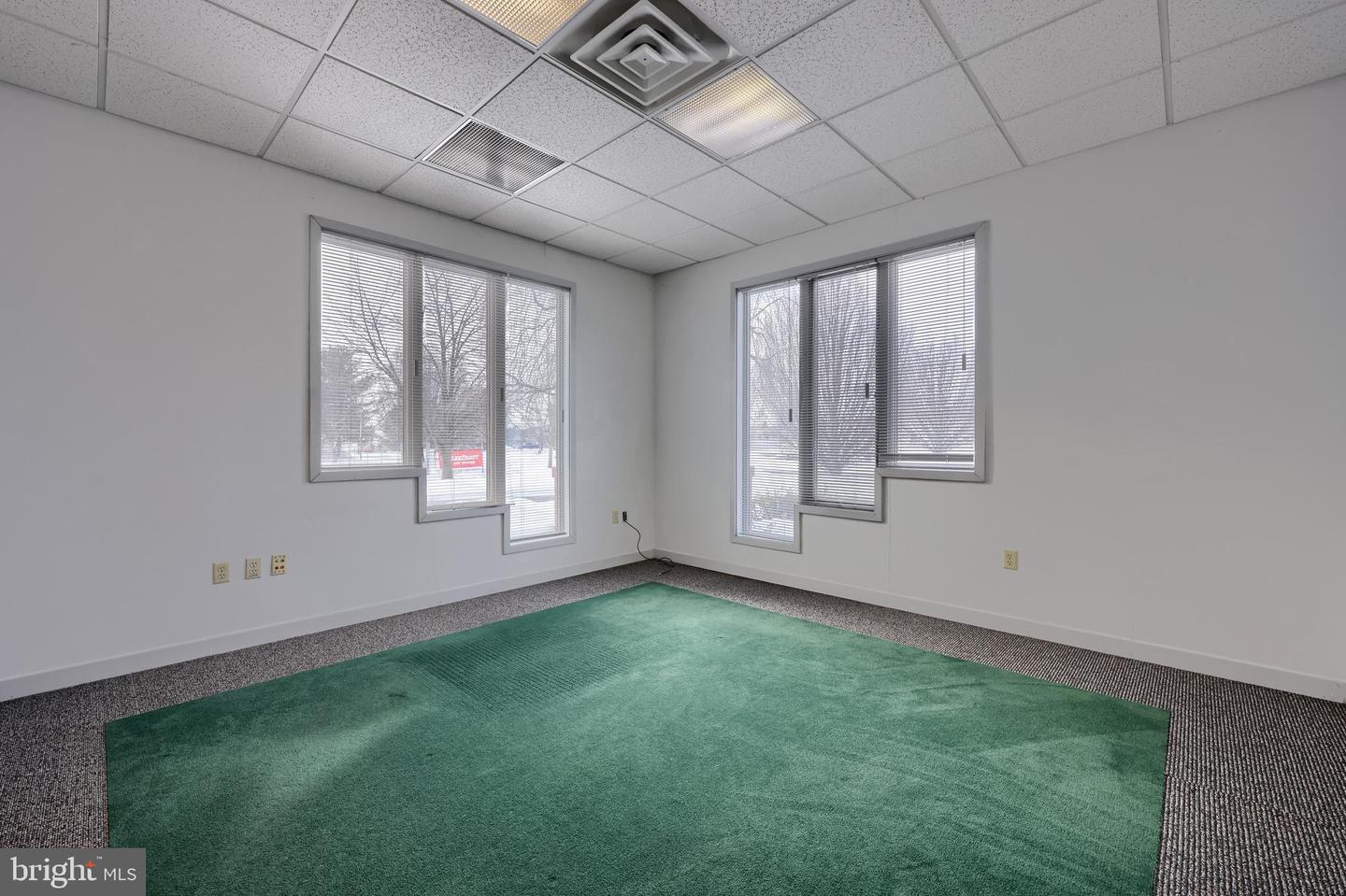 352 E Main St #suite 200 Property Photo 5