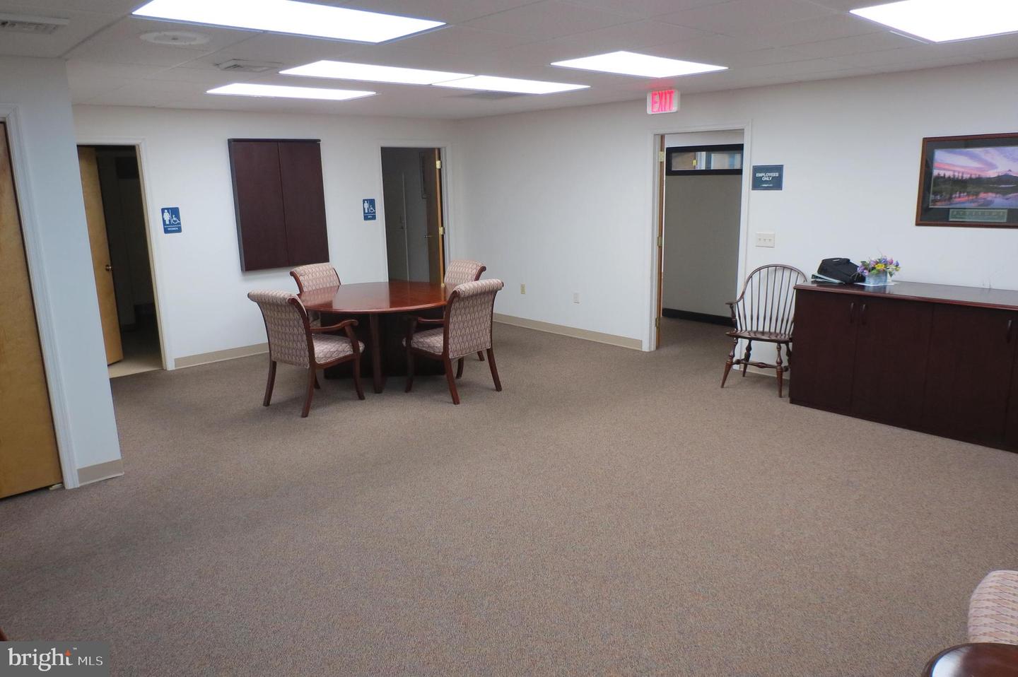 1176 Enterprise Ct Property Photo 7