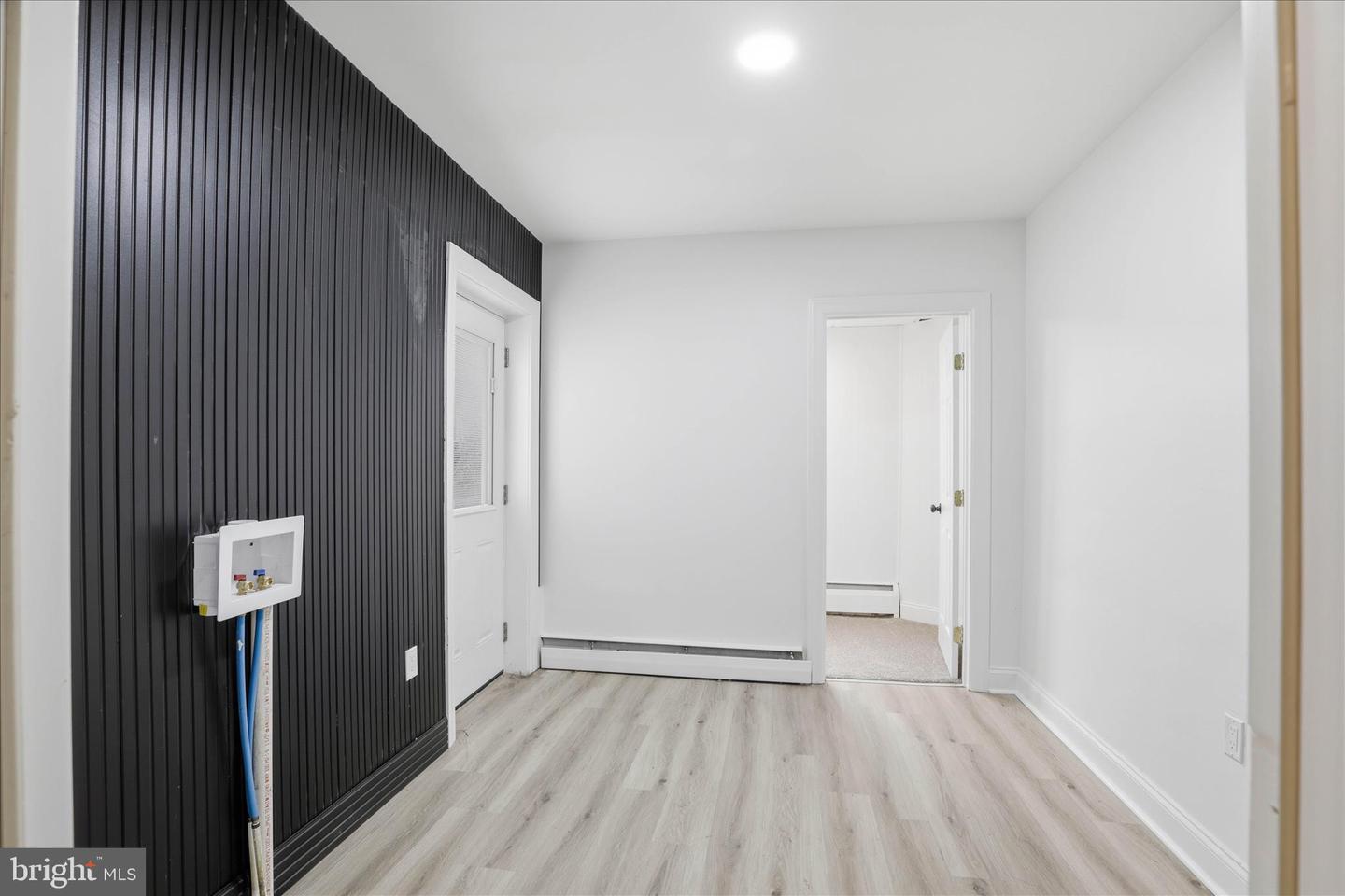 327 Hazel St Property Photo 18