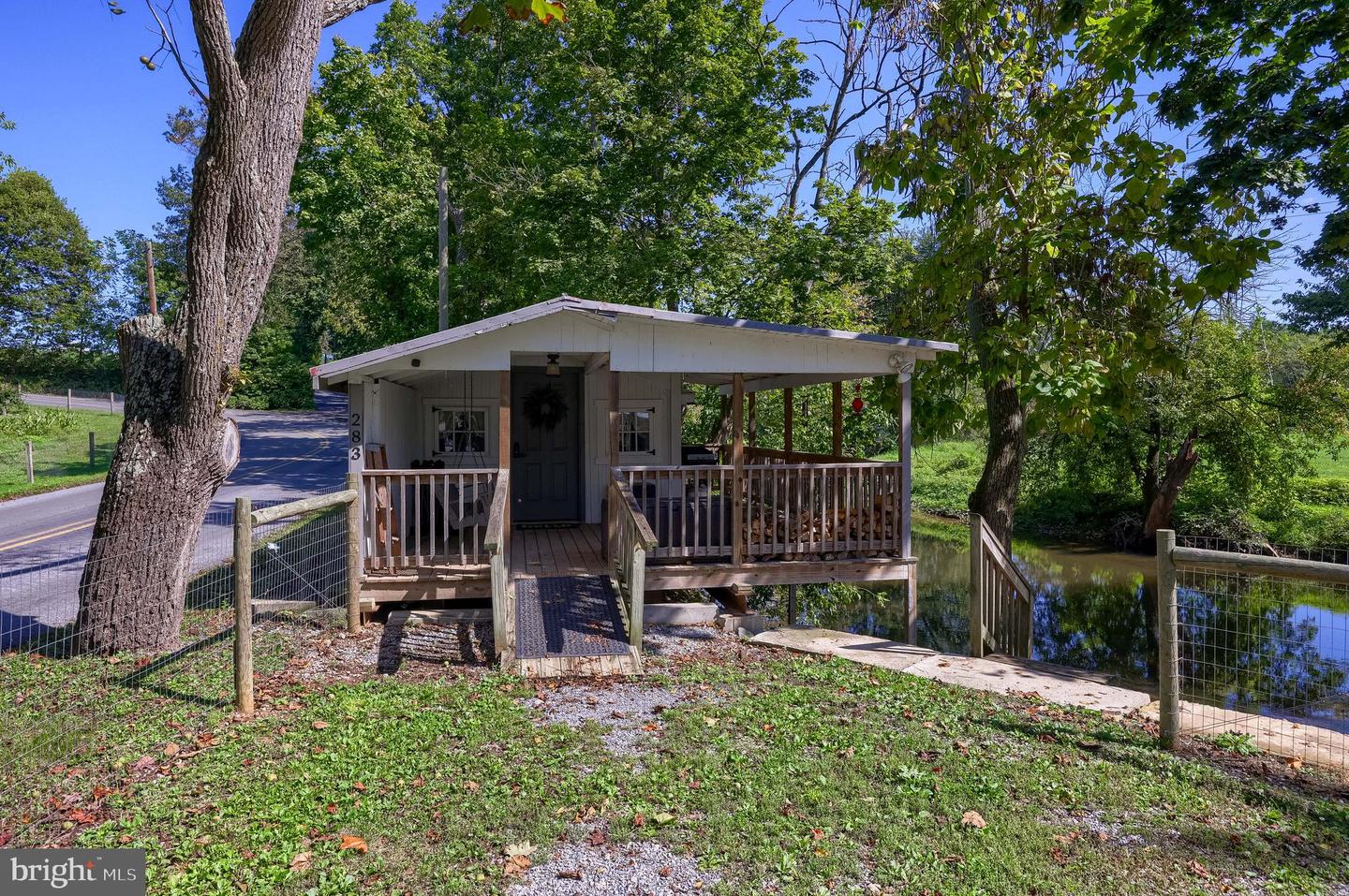 283 SKYVIEW LN