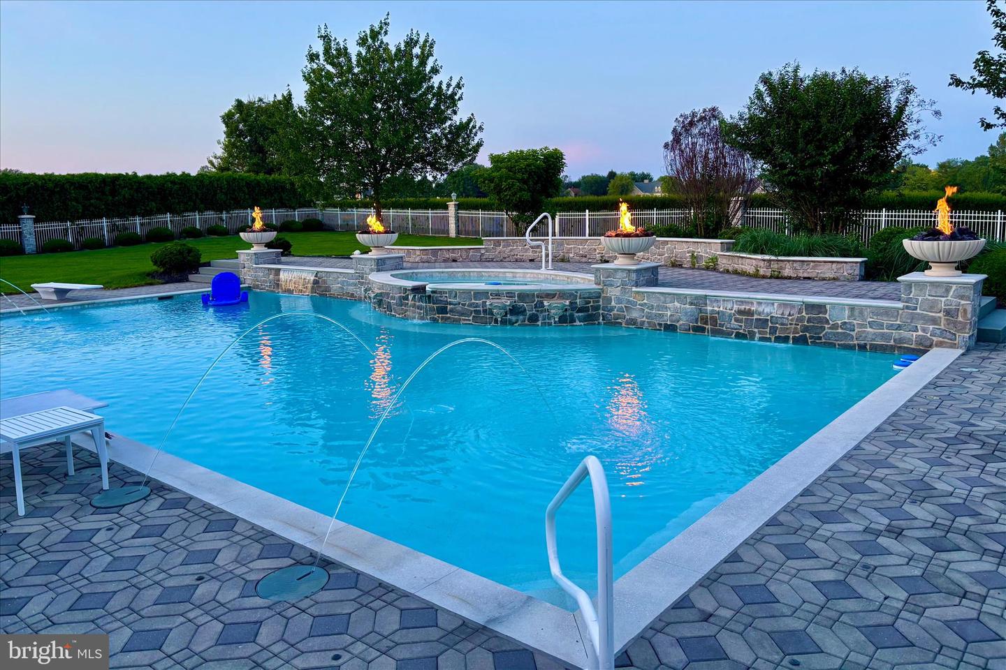 1000 Bluestone Dr Property Photo 17