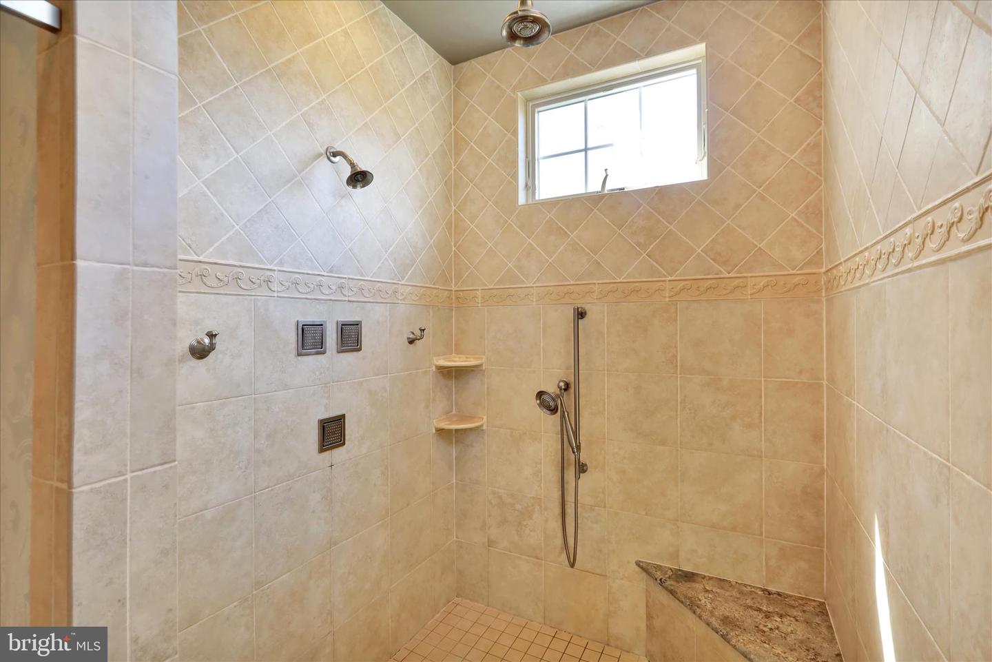 1000 Bluestone Dr Property Photo 42