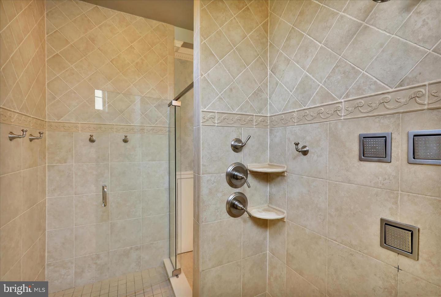 1000 Bluestone Dr Property Photo 43