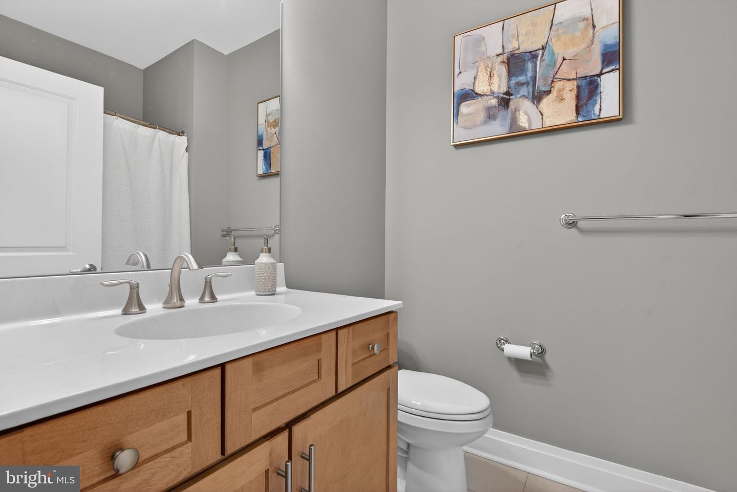 41 W Lemon St #308 Property Photo 23