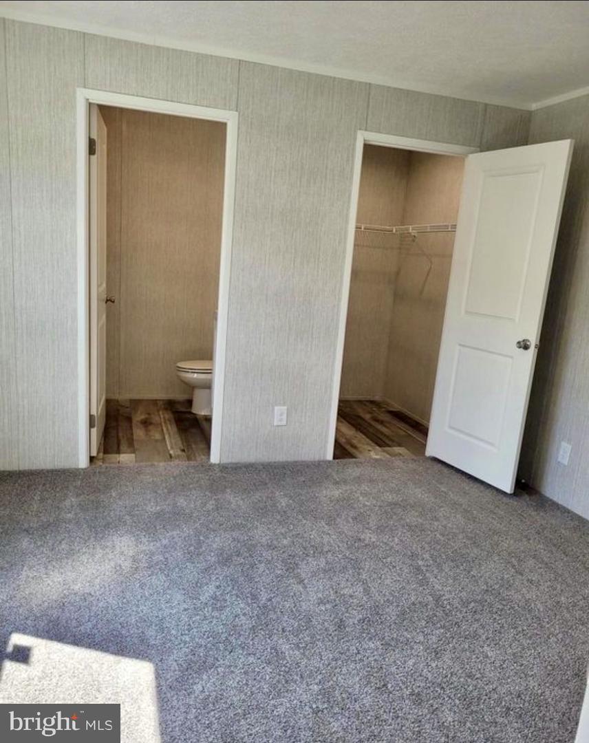 47 Hilltop Ave Property Photo 3