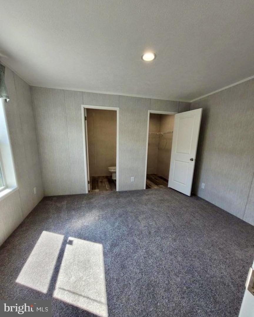 47 Hilltop Ave Property Photo 11