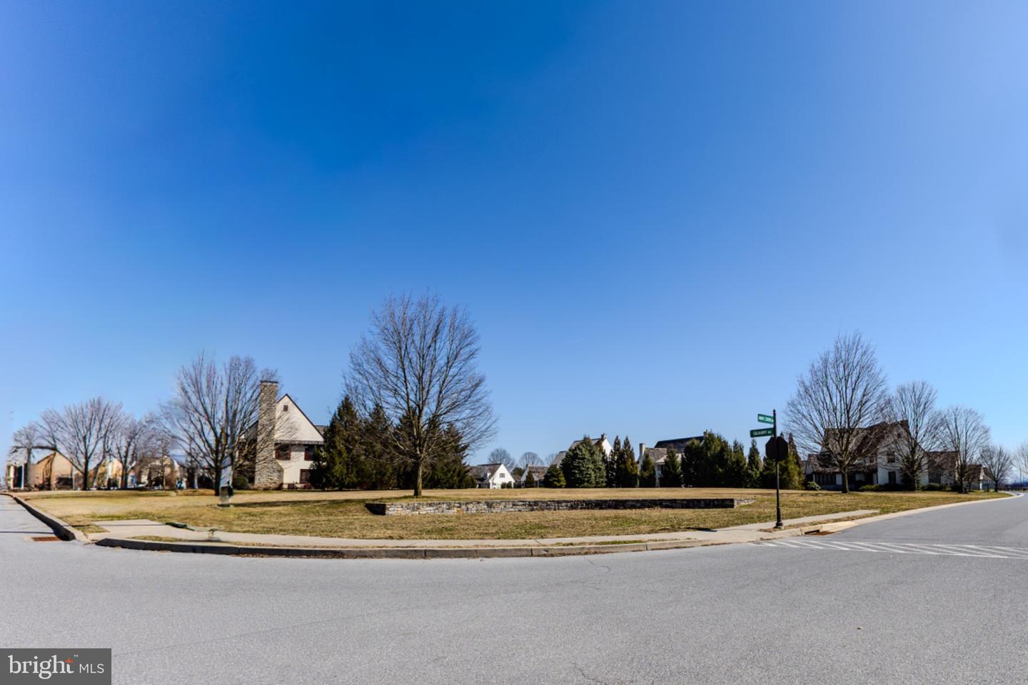 902 Bent Creek Dr Property Photo 2