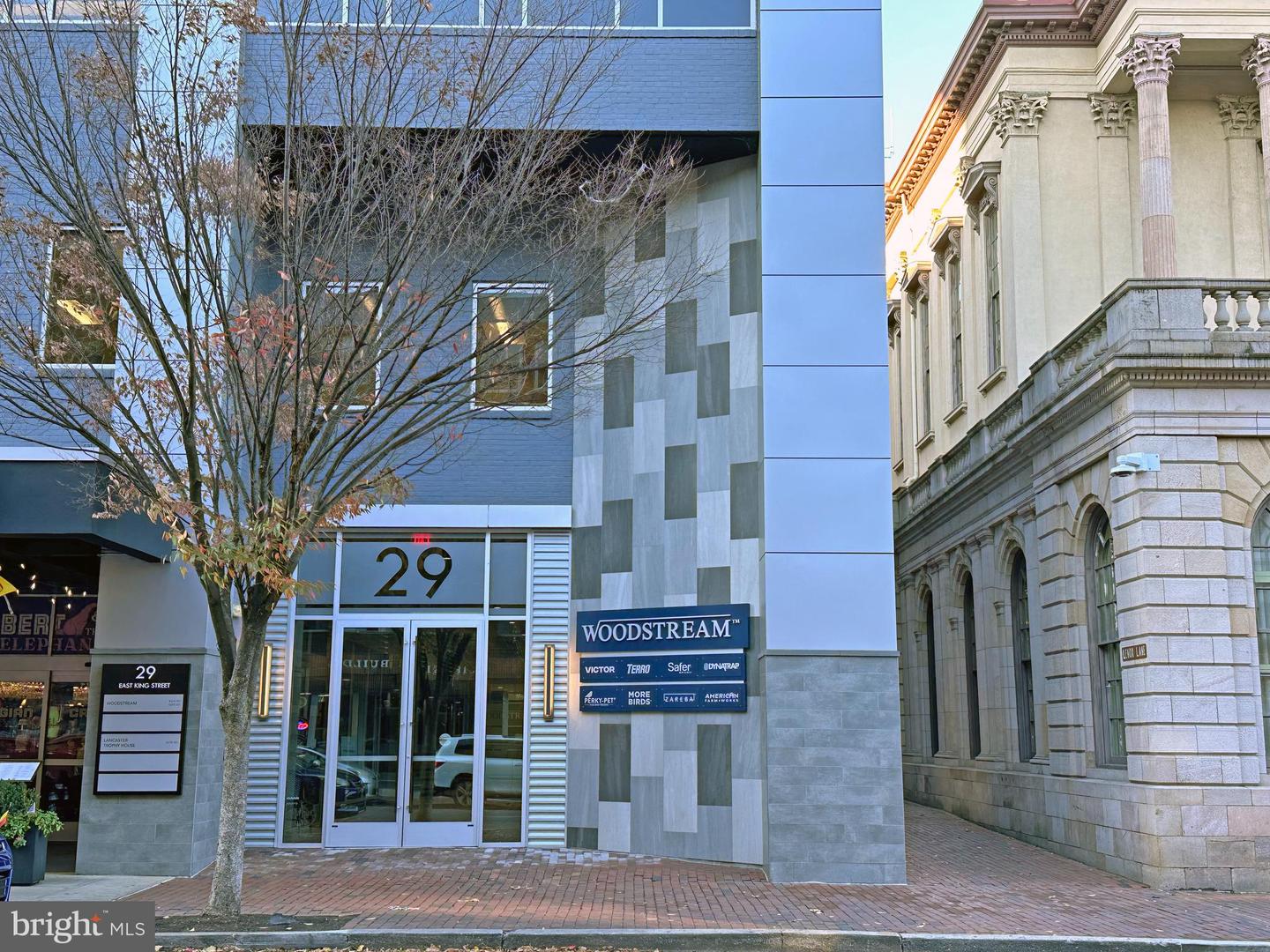 29 E King St #suite 101 Property Photo 2