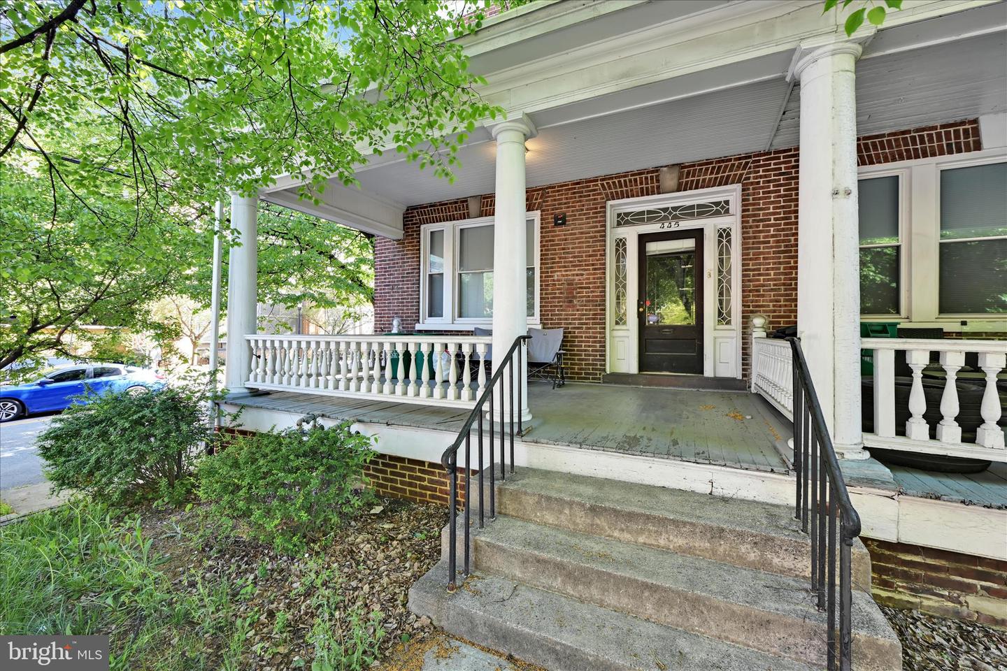 445 N Duke St Property Photo 3
