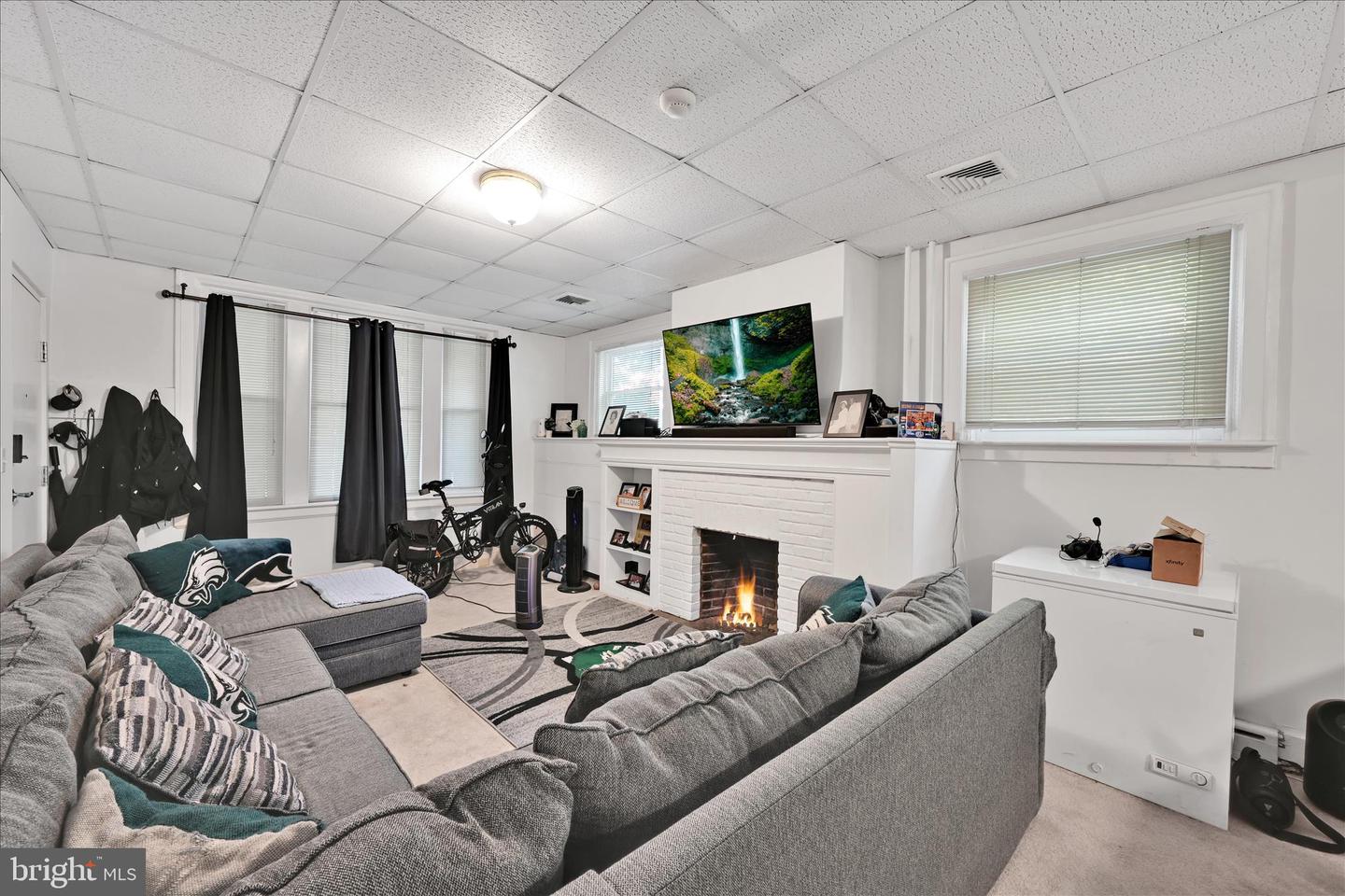 445 N Duke St Property Photo 6