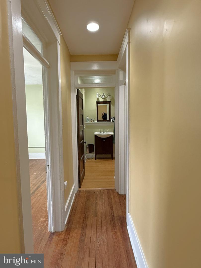 40 N Plum St Property Photo 7