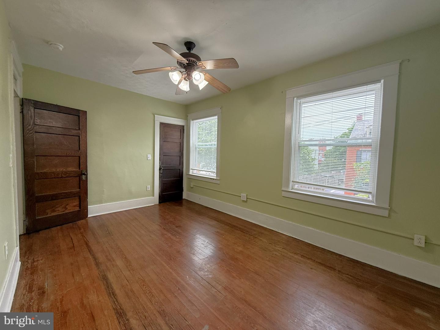 40 N Plum St Property Photo 9
