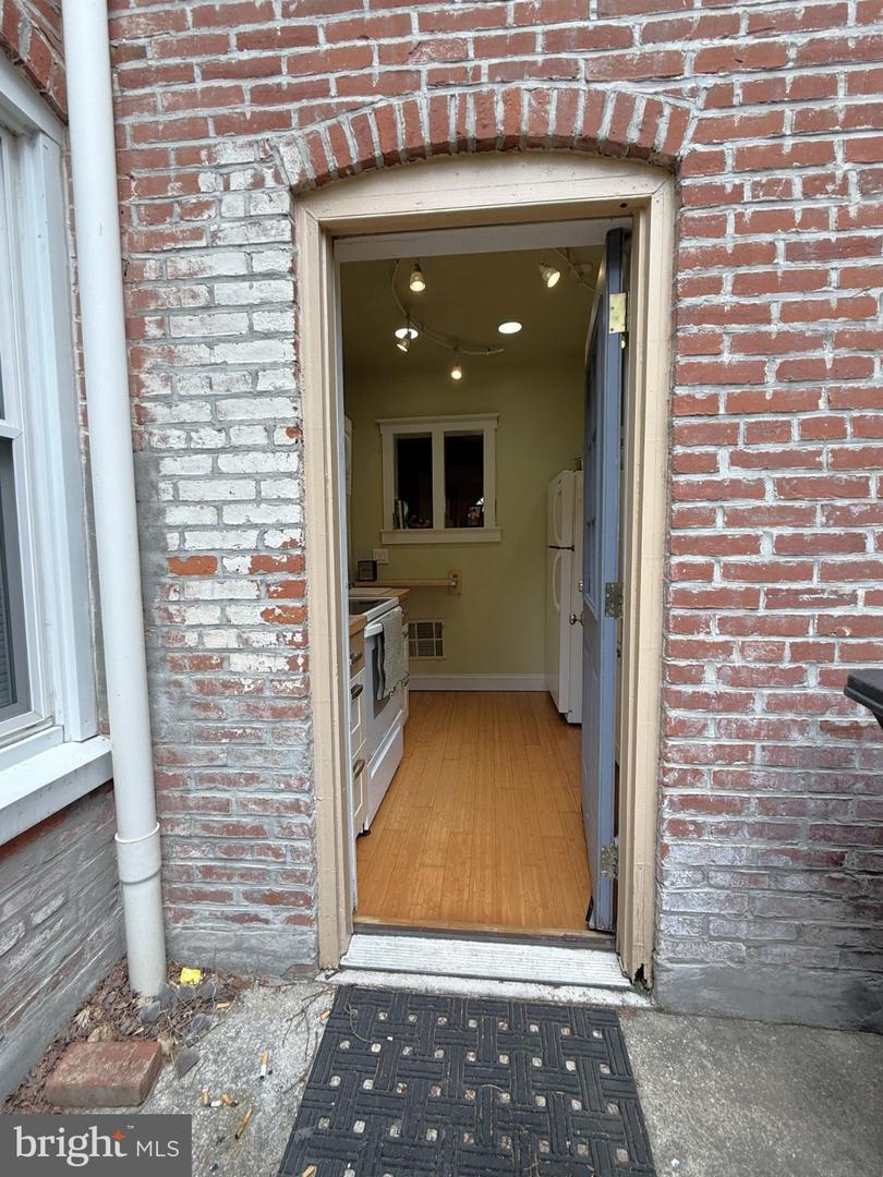 40 N Plum St Property Photo 15