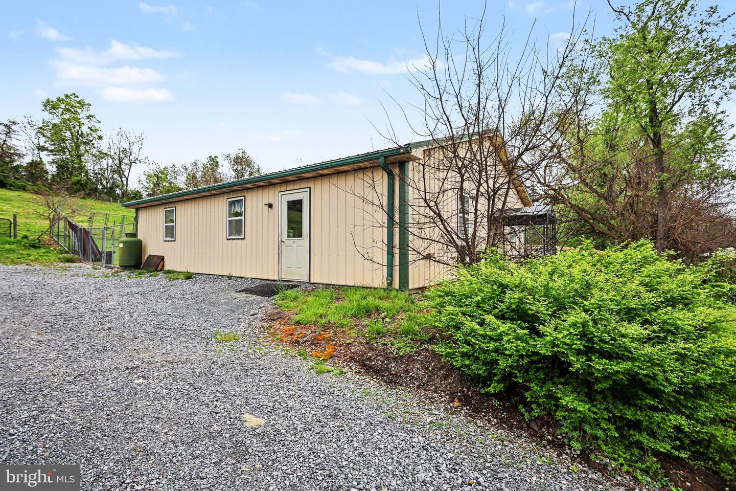 1346 Bair Rd Property Photo 13