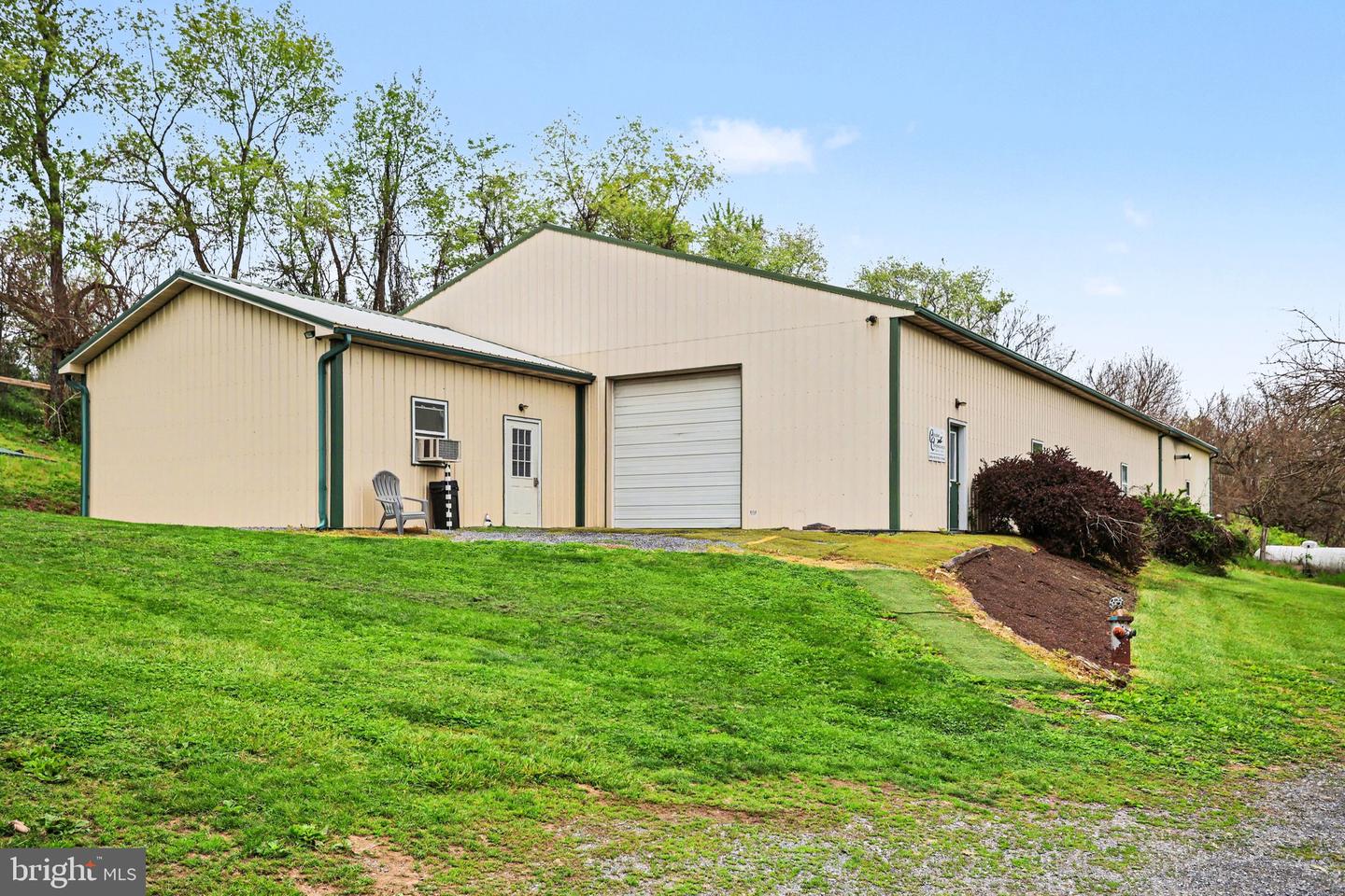 1346 Bair Rd Property Photo 15