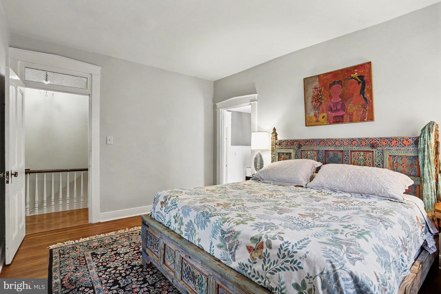 425 N Queen St Property Photo 25