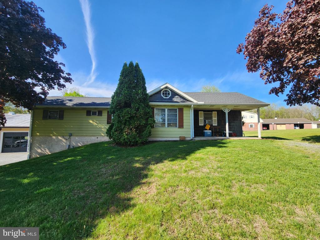 1692 Gish Rd Property Photo 1