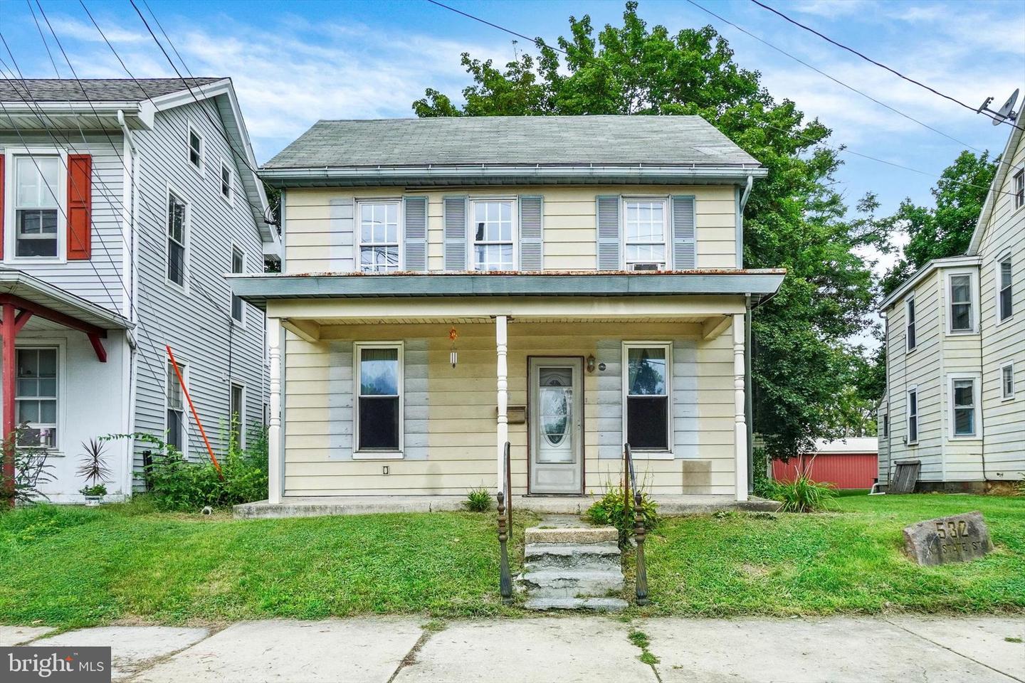 532 N State St Property Photo 2