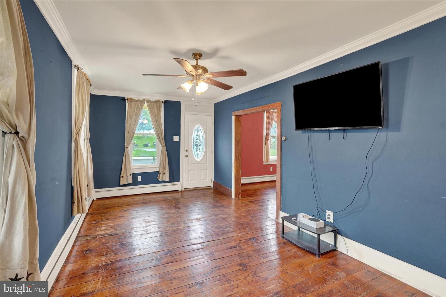 532 N State St Property Photo 5