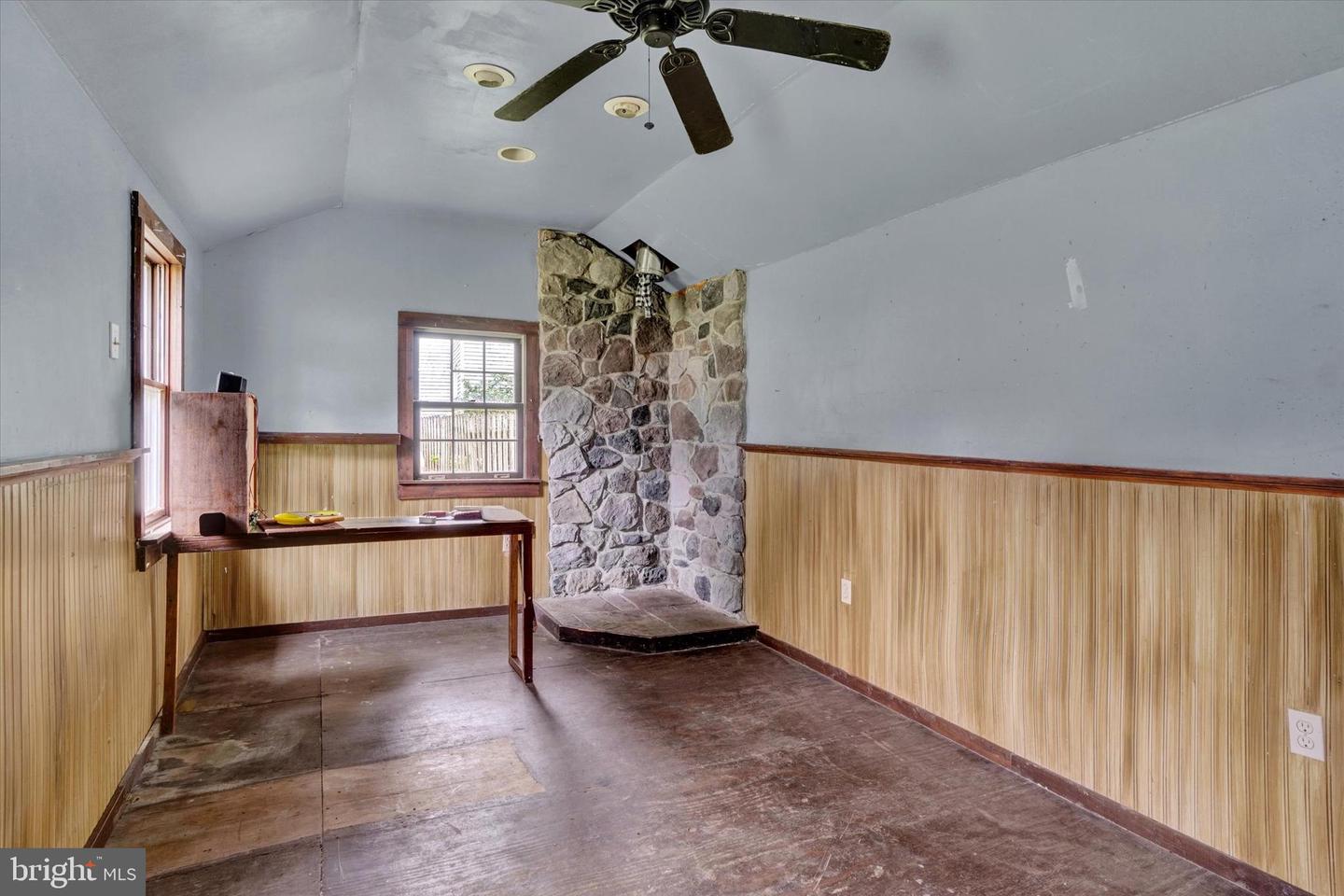 532 N State St Property Photo 27
