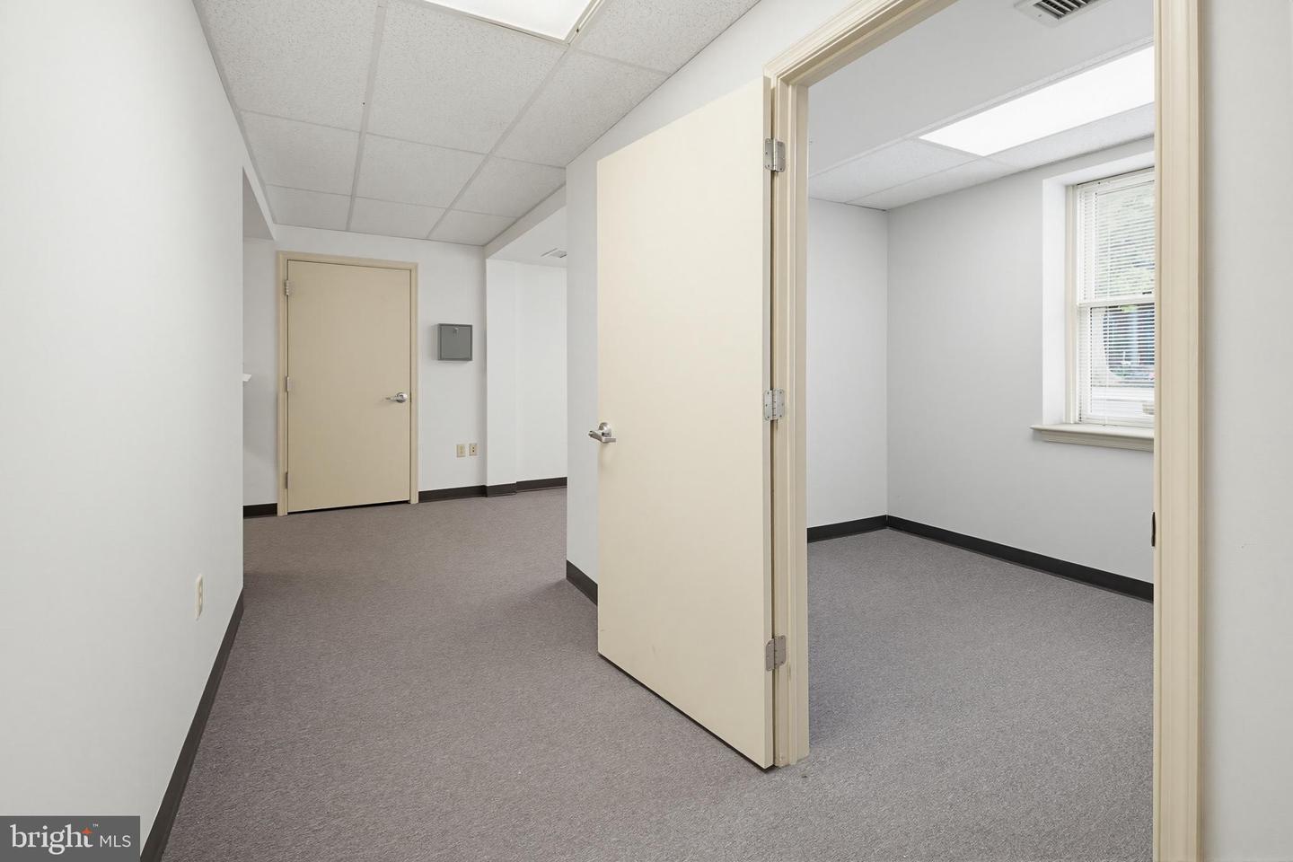 171 E King St Property Photo 12