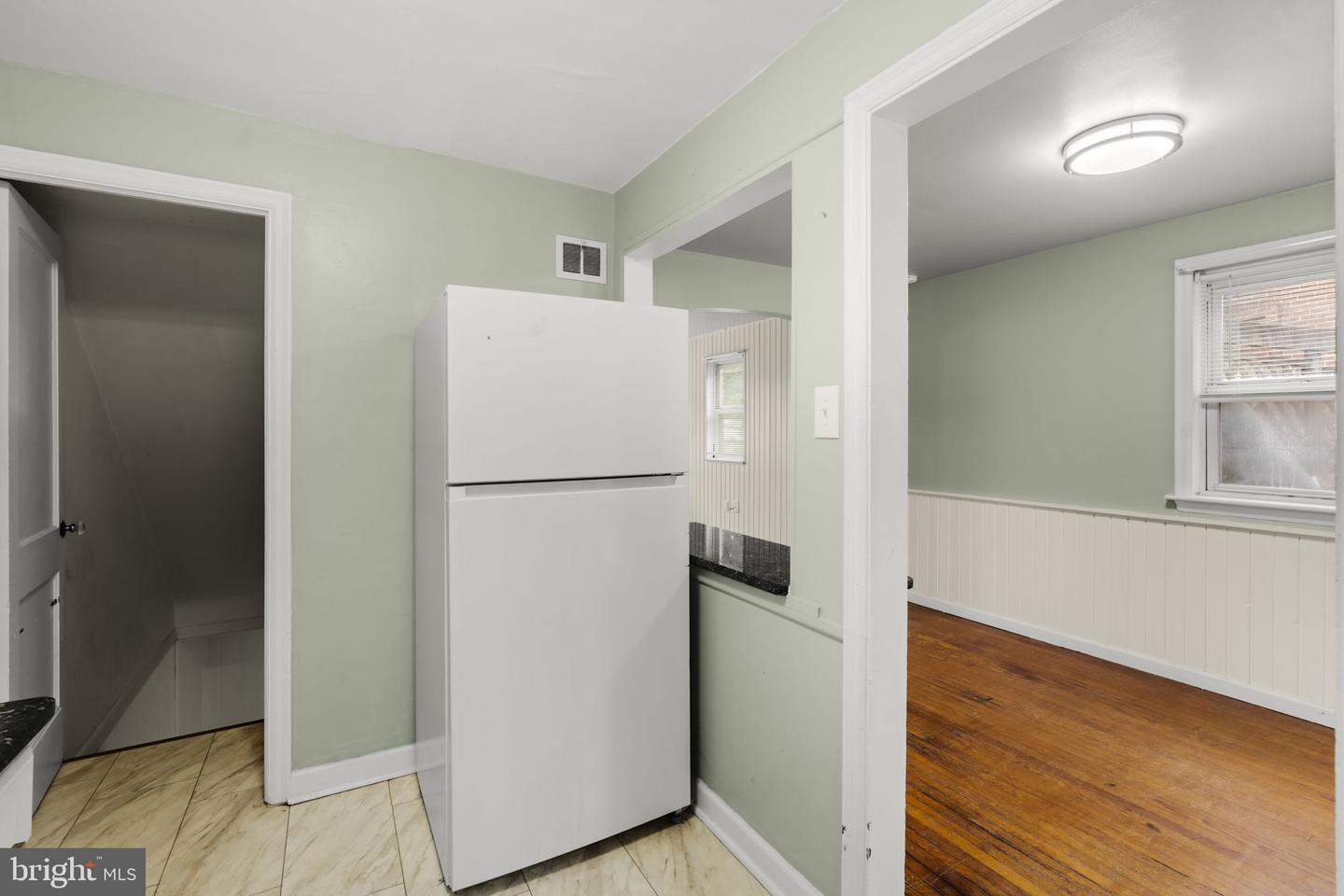 61 Hershey Ave Property Photo 11
