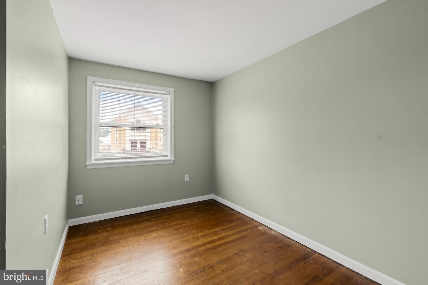 61 Hershey Ave Property Photo 14