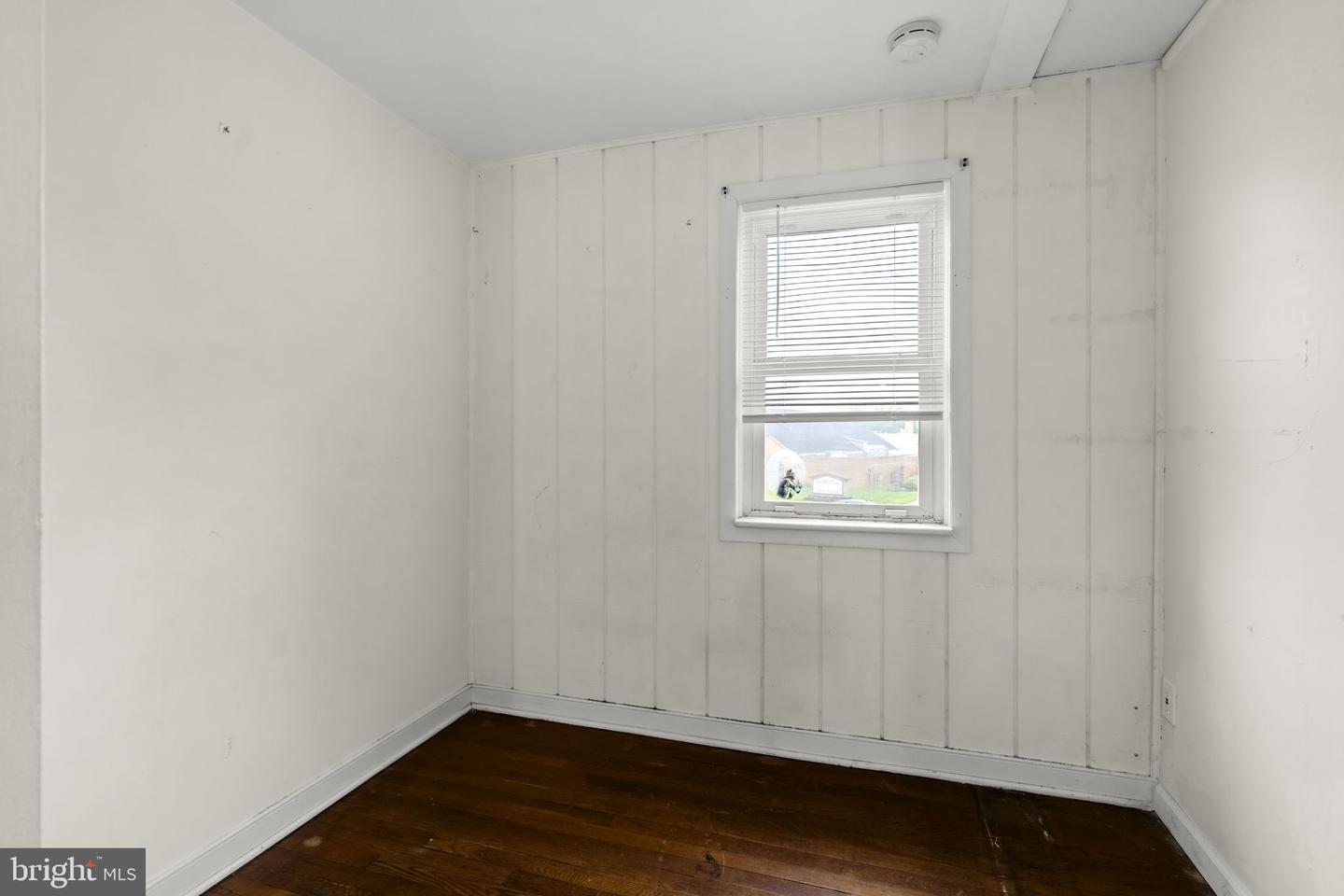 61 Hershey Ave Property Photo 16