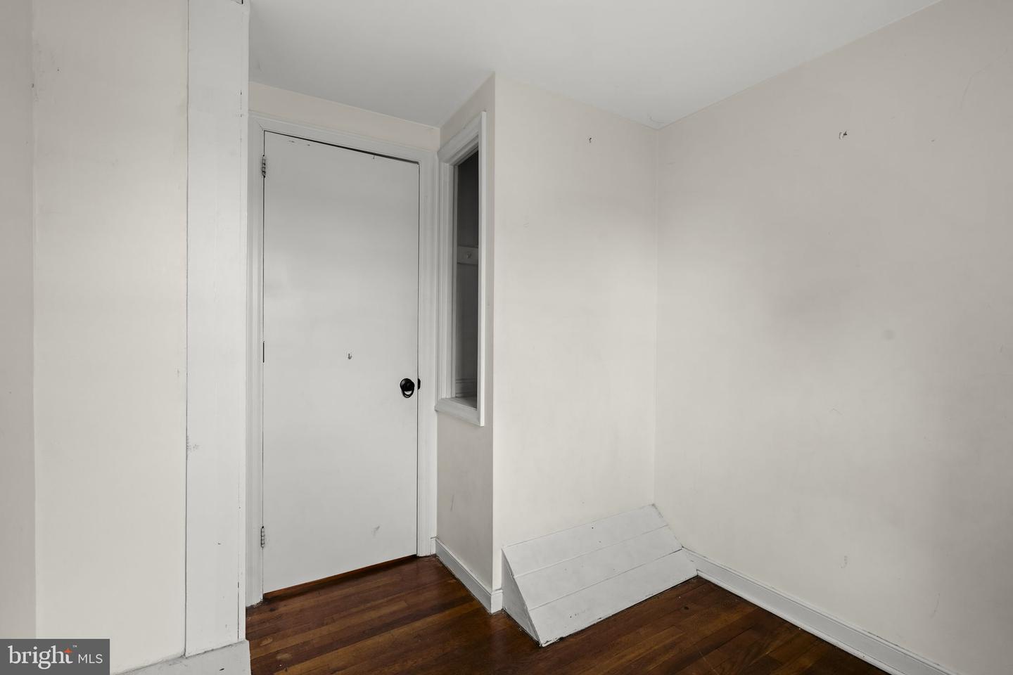 61 Hershey Ave Property Photo 17