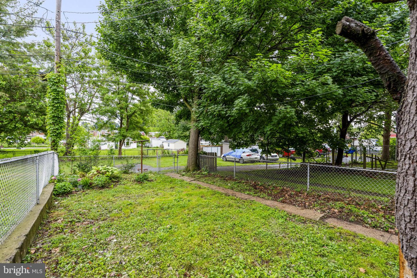 61 Hershey Ave Property Photo 27