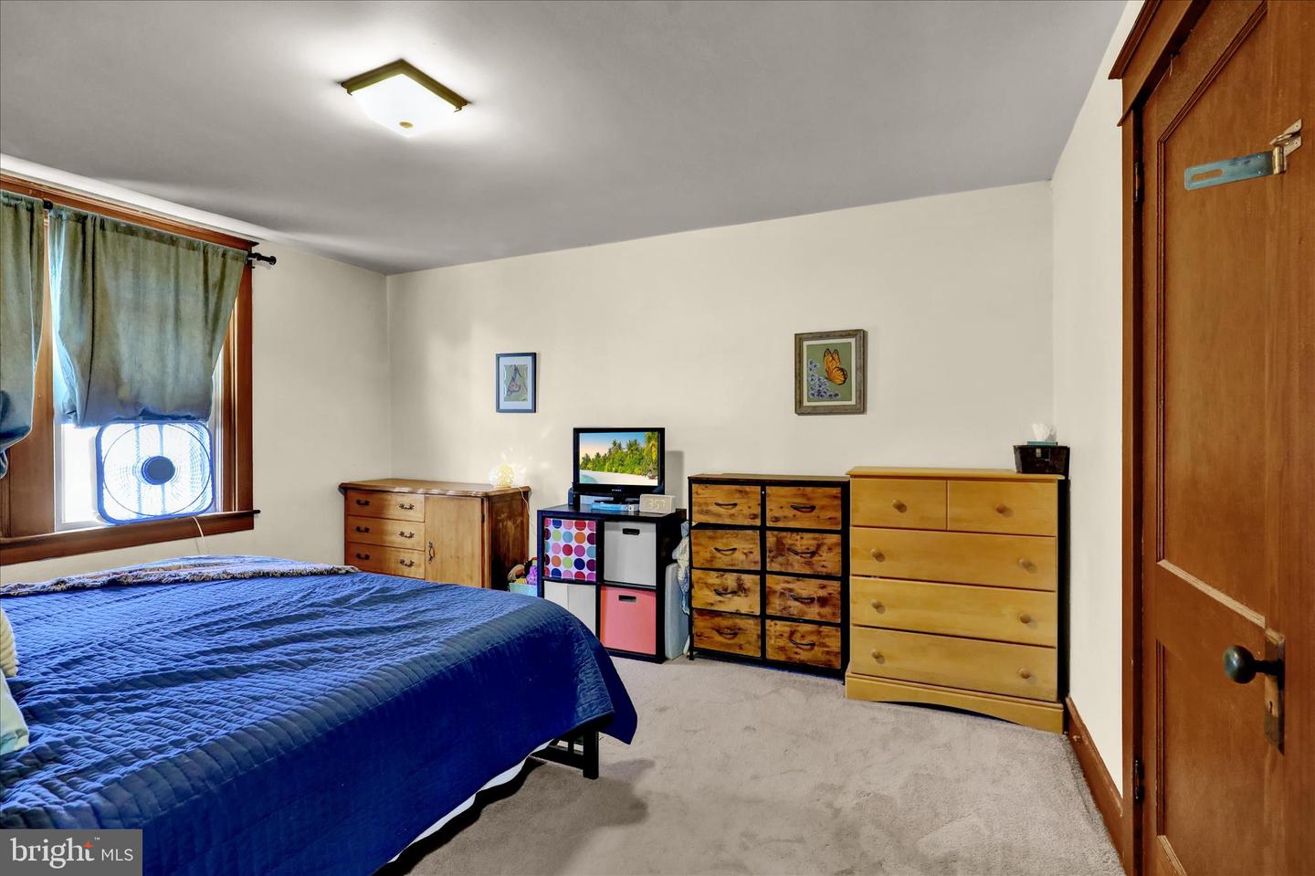 43 E Walnut St Property Photo 15