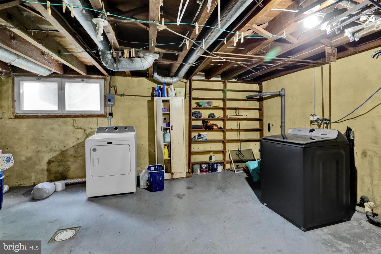 43 E Walnut St Property Photo 24