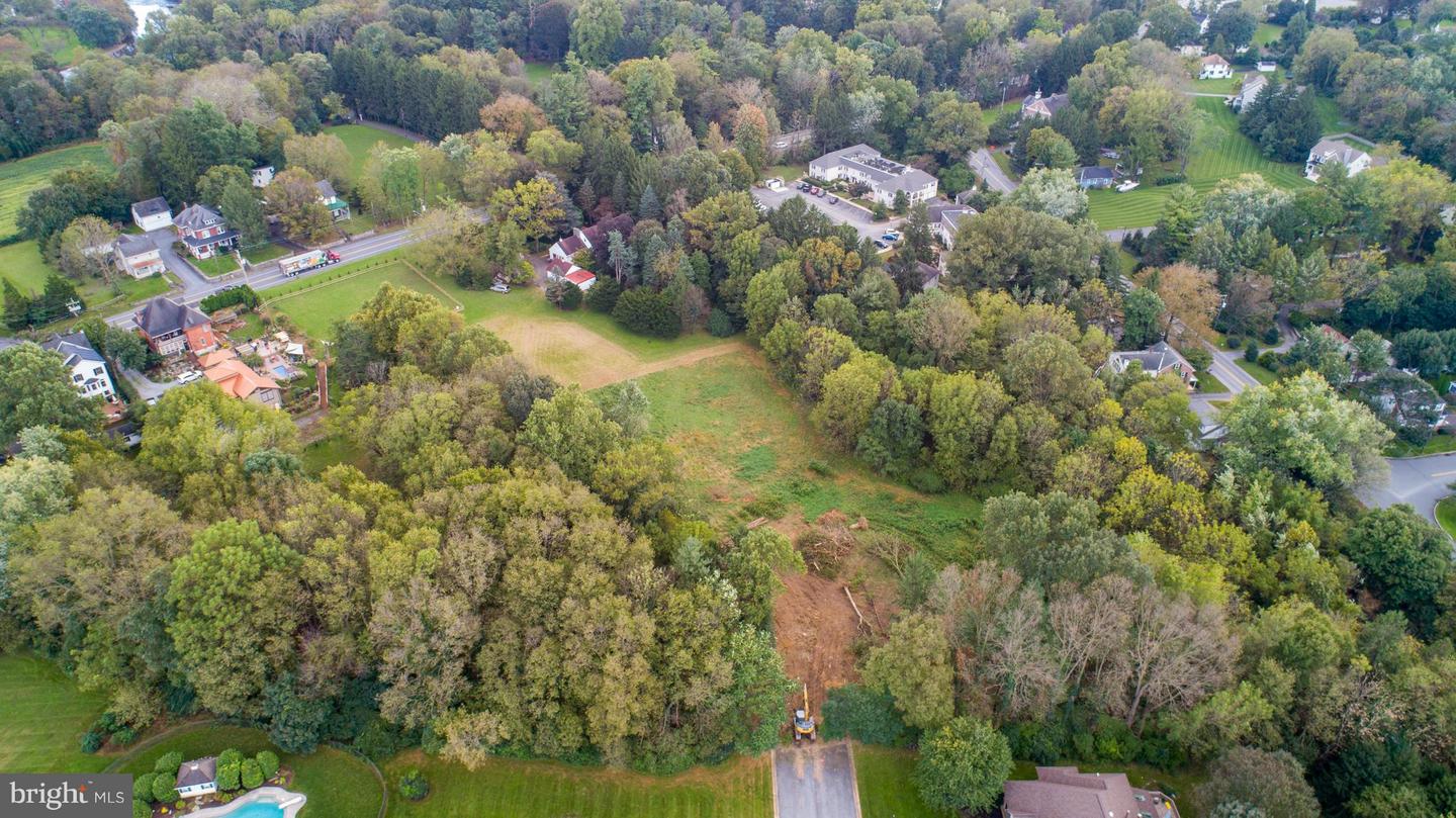 1922 Pickering Trl Property Photo 11