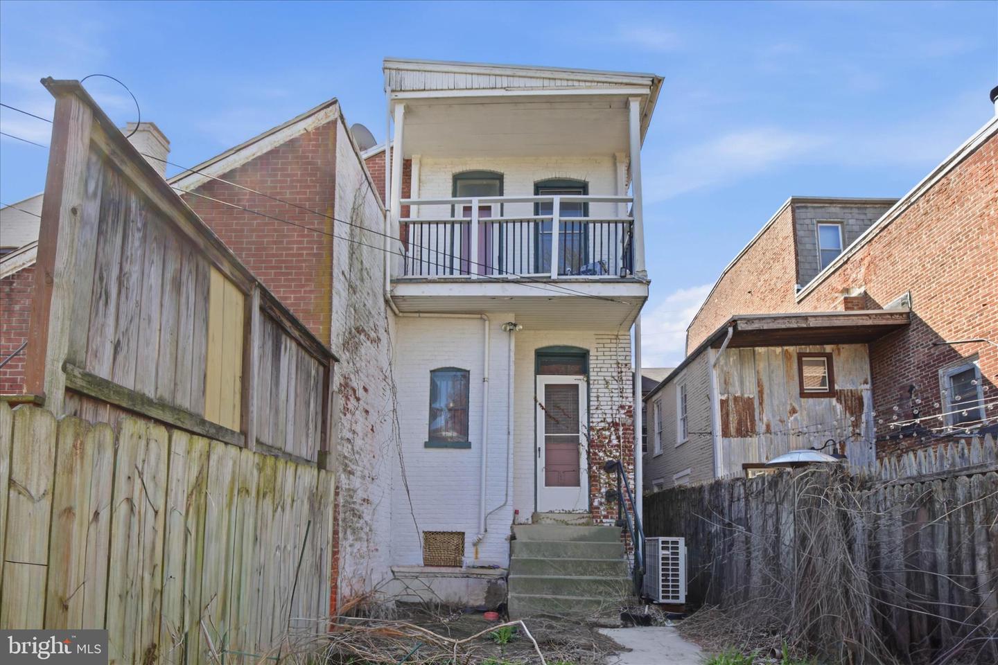 231 N Mulberry St Property Photo 27