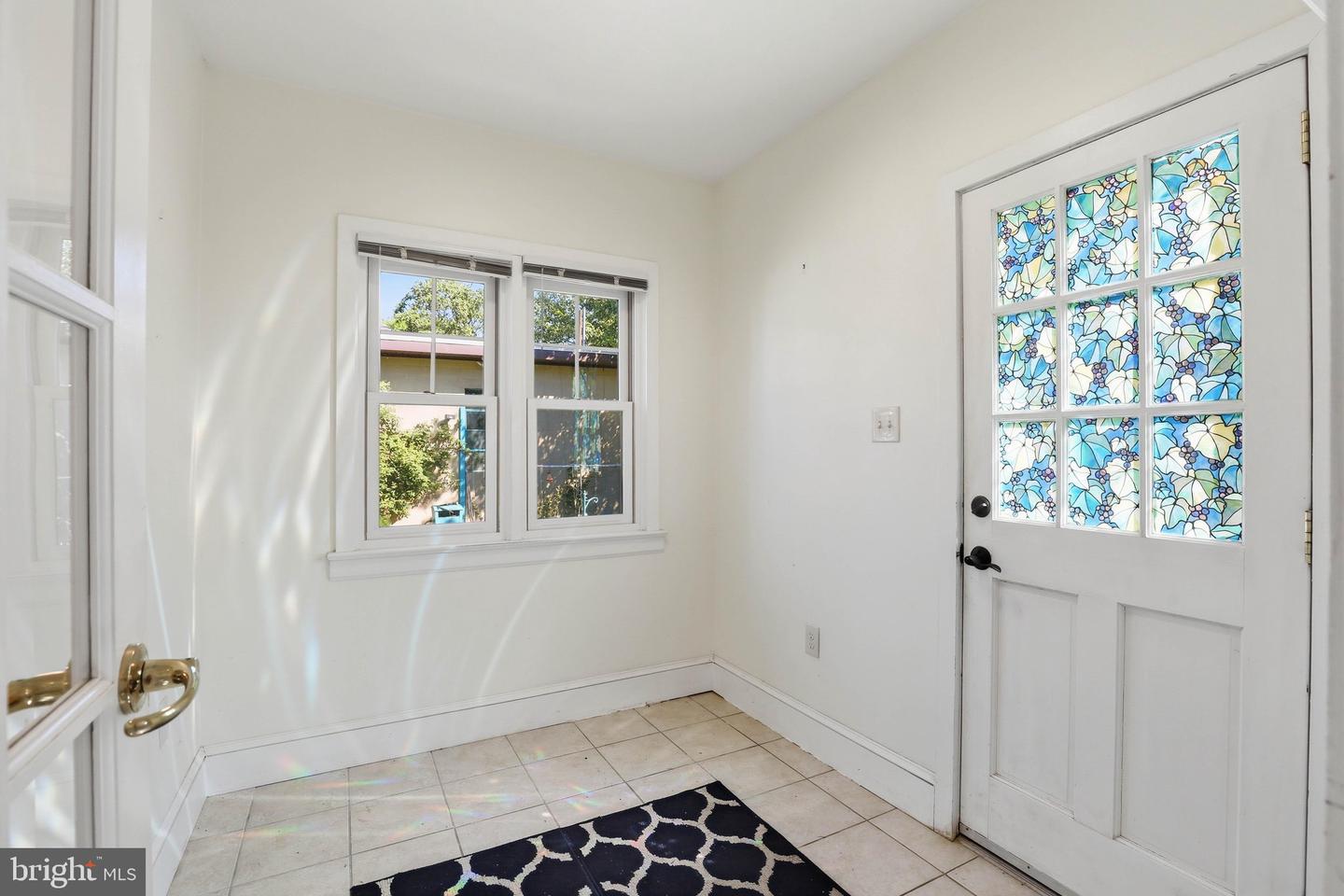 699 New Holland Ave Property Photo 17