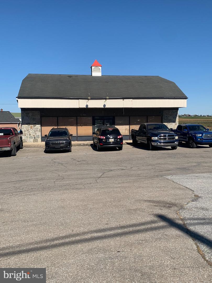 2801 E Lincoln Hwy E Property Photo 4