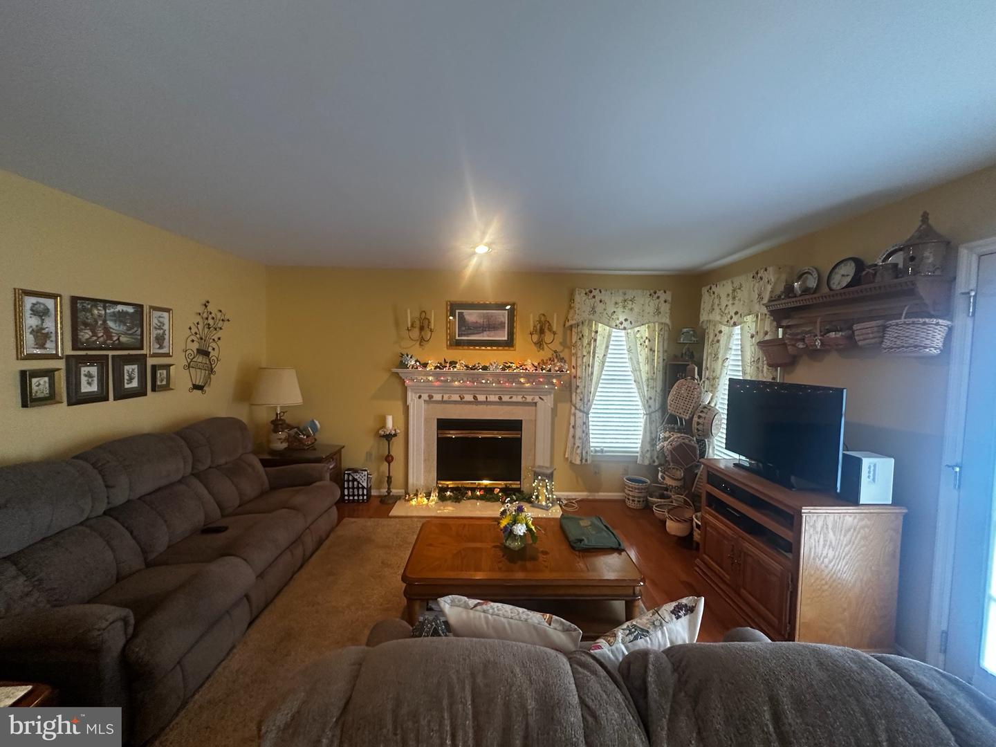1010 Hillside Ave Property Photo 11