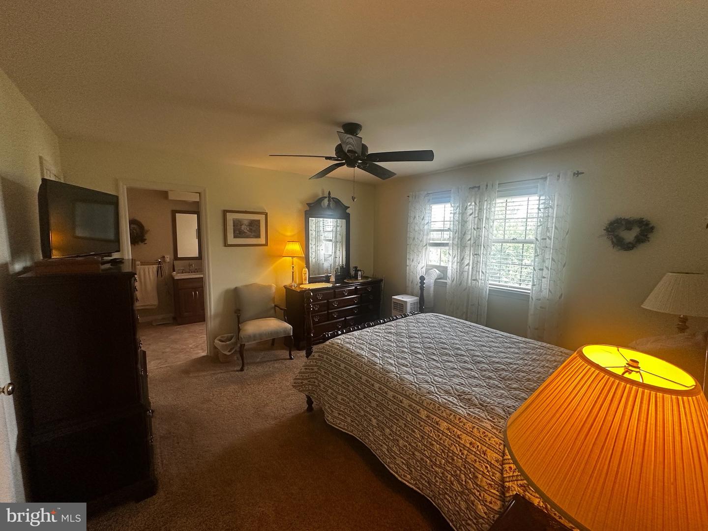 1010 Hillside Ave Property Photo 15