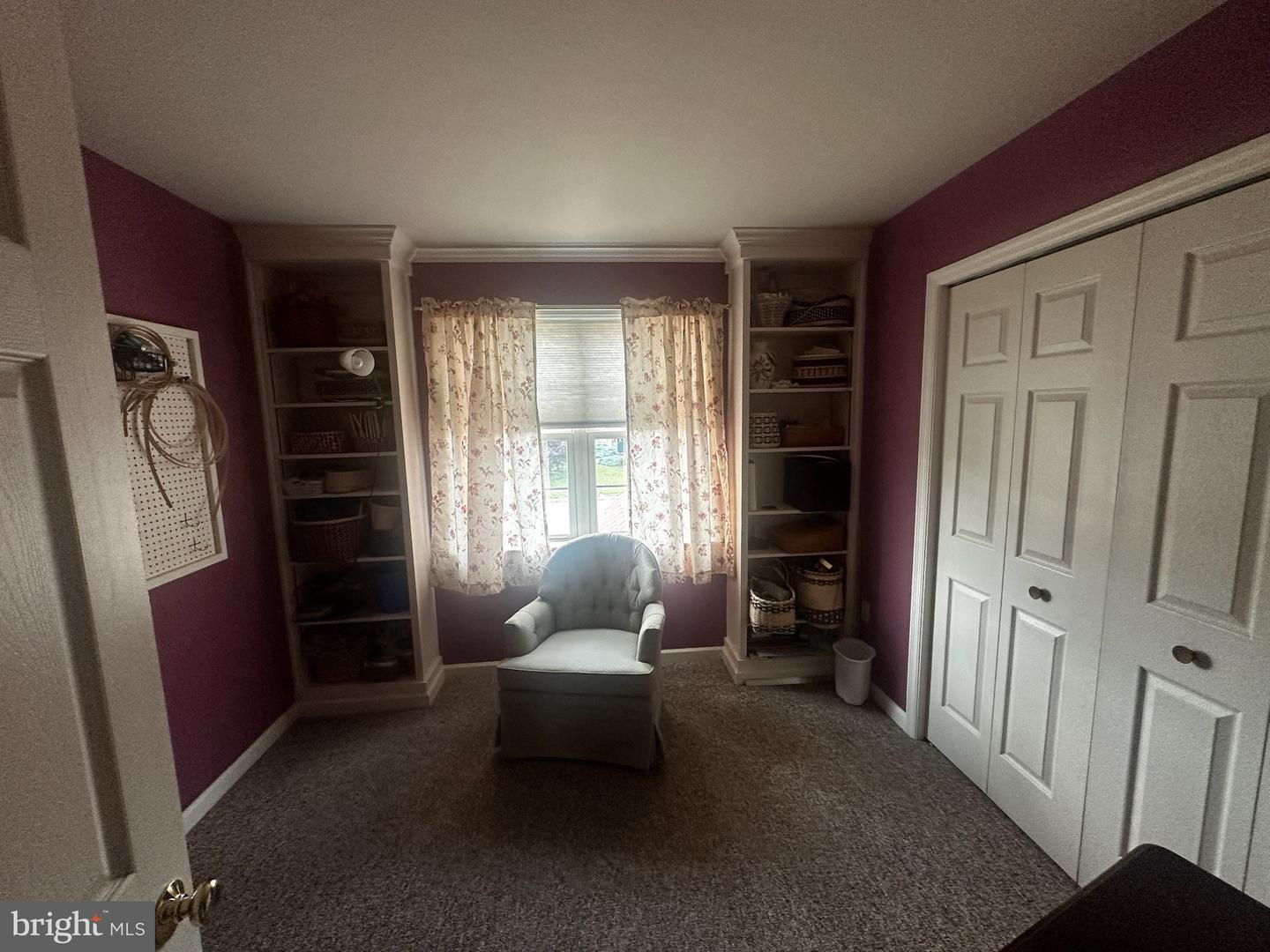1010 Hillside Ave Property Photo 24