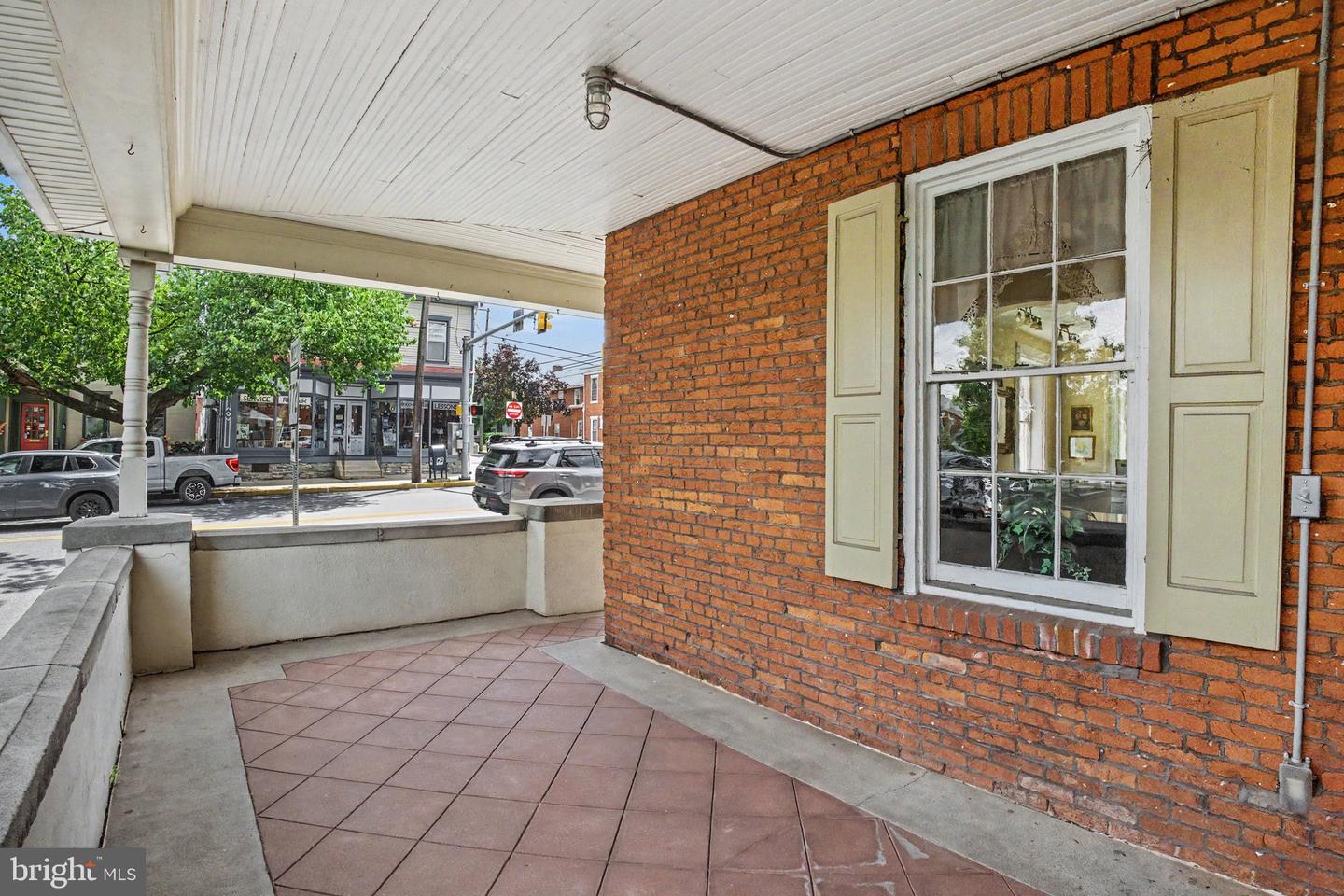 50 S Broad St Property Photo 6