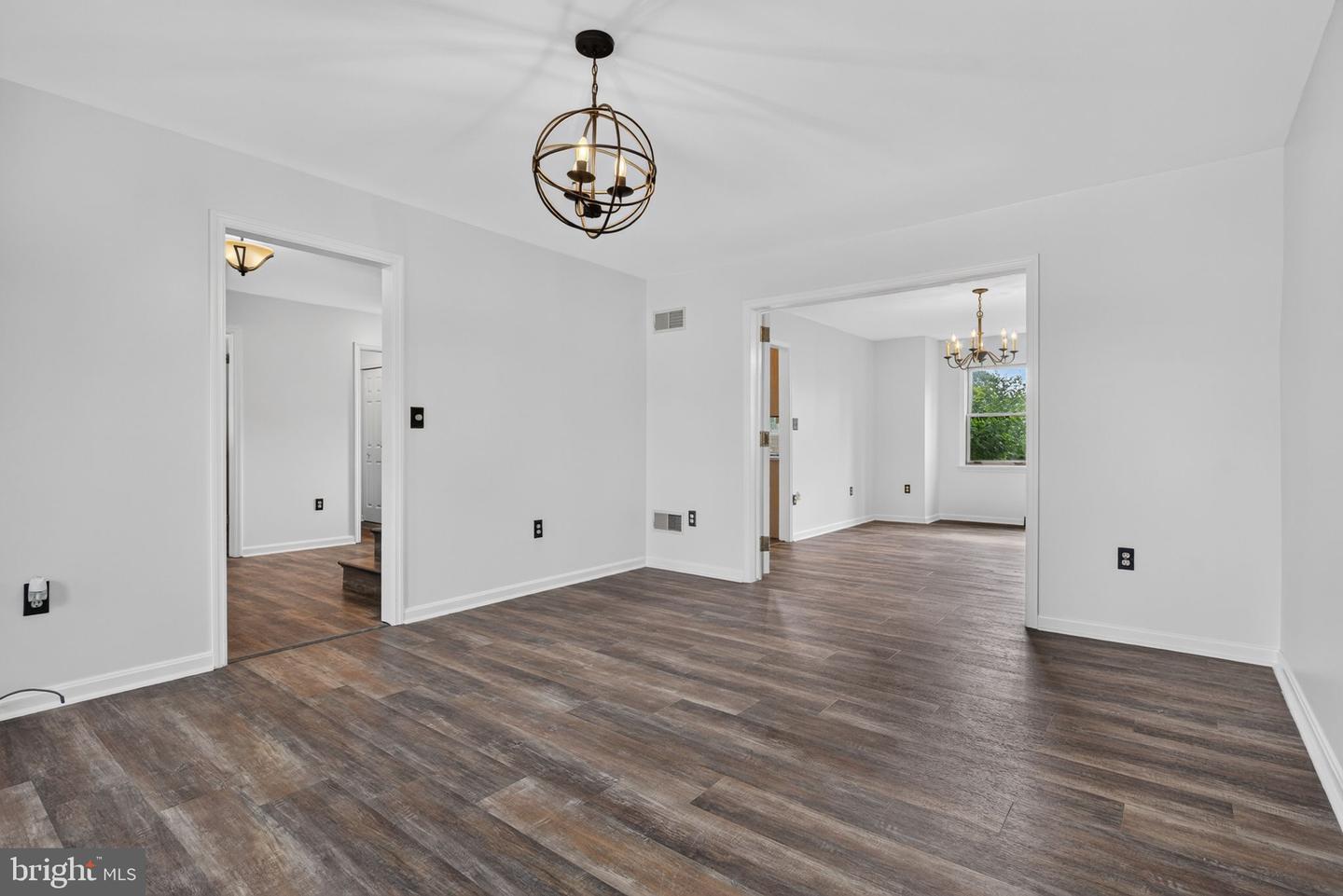 5 Village Dr Property Photo 8